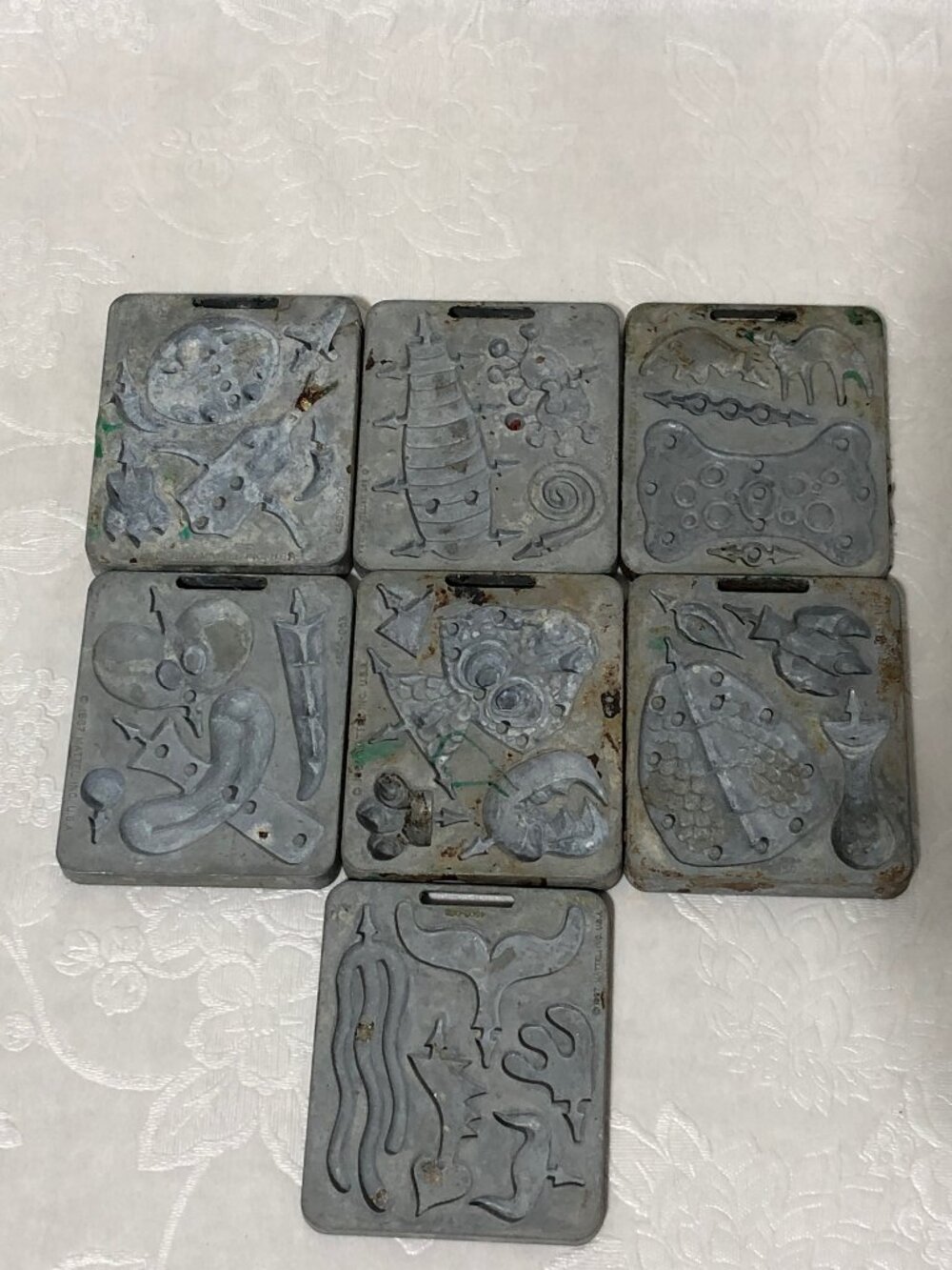 Vintage Lot Of 7 Mattel Creepy Crawler Mini DragonsThing Maker Molds
